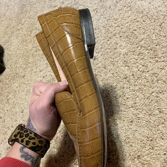 Women Tan Loafers - Picture 4 of 4